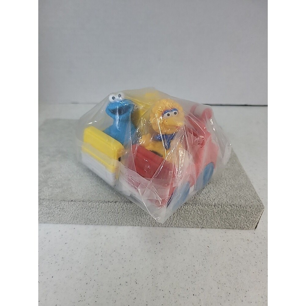 1993 Bakery Crafts Sesame Street Big Bird Cookie Monster cars  cake topper  NEW